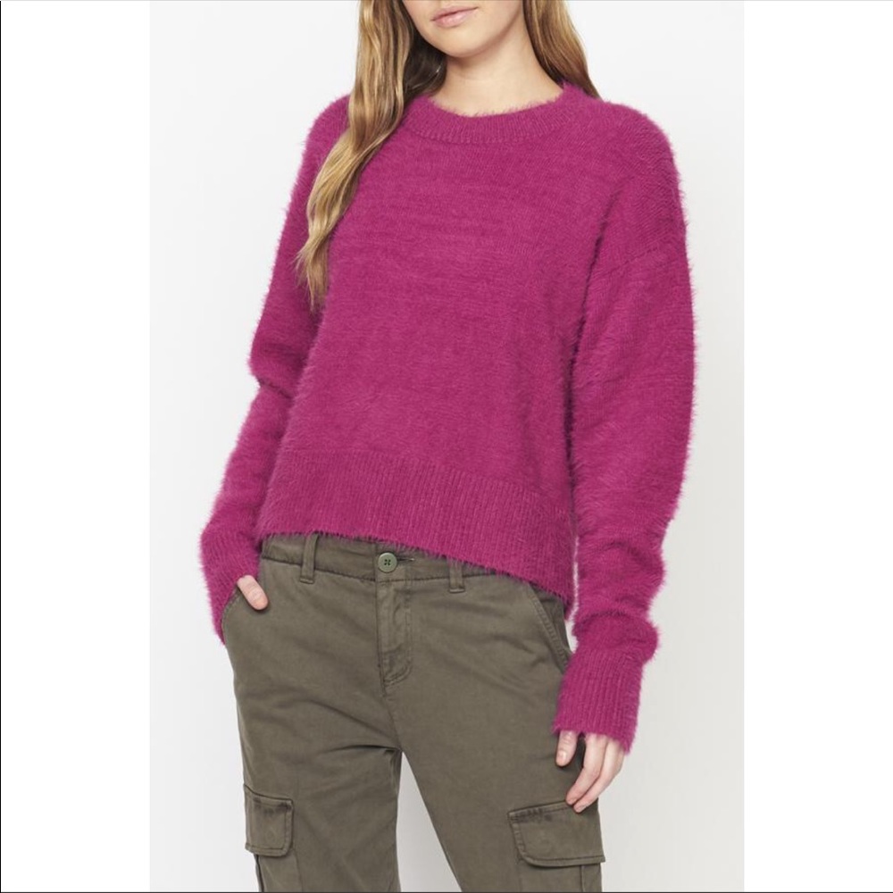 PULL & BEAR •Soft Oversized Magenta Sweater•